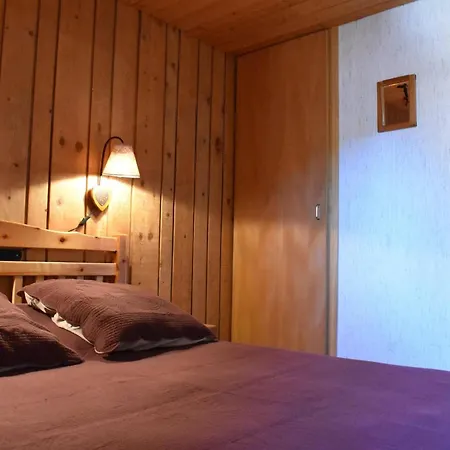 샬레 Typique 8 Personnes A Meribel, Calme Et Pittoresque - Fr-1-180-190 *