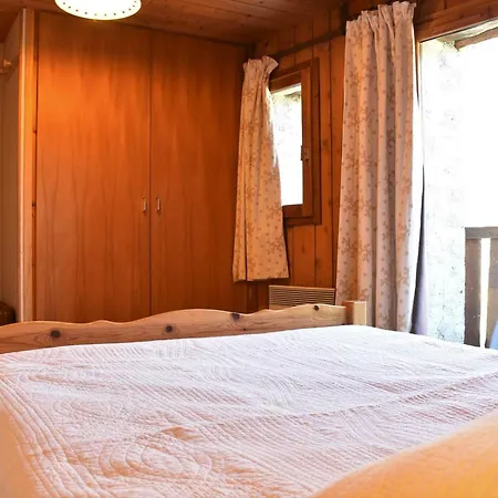 샬레 Typique 8 Personnes A Meribel, Calme Et Pittoresque - Fr-1-180-190 *