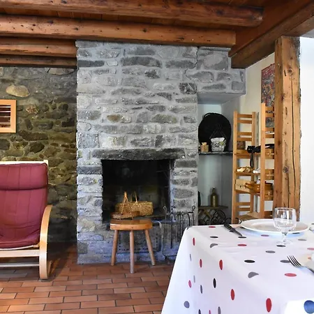 Typique 8 Personnes A Meribel, Calme Et Pittoresque - Fr-1-180-190 샬레 메리벨