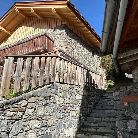 샬레 Typique 8 Personnes A Meribel, Calme Et Pittoresque - Fr-1-180-190 *